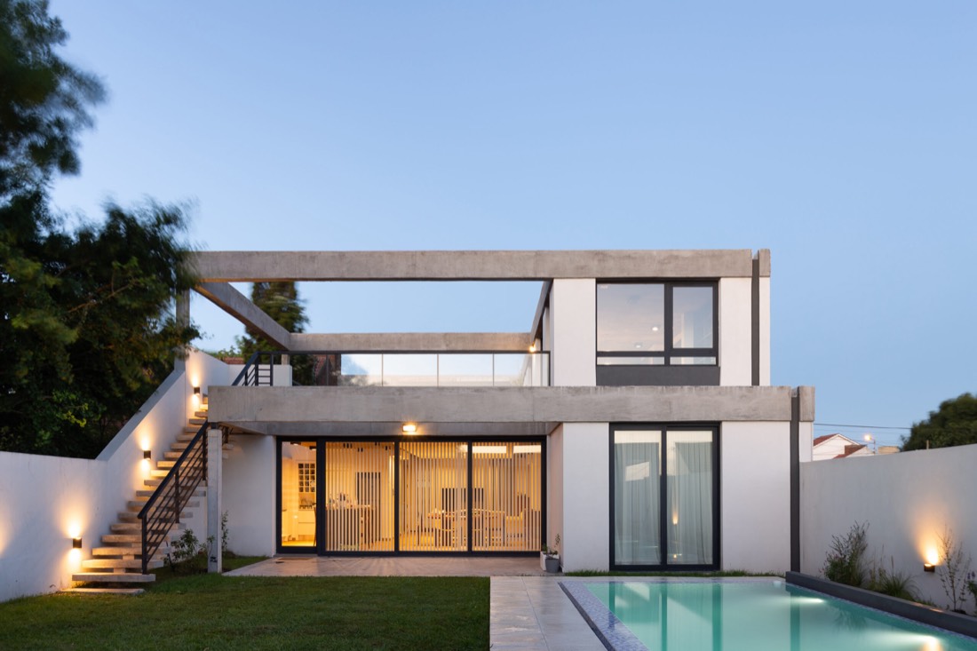 Casa Familiar — Sitio de obra + fotografía